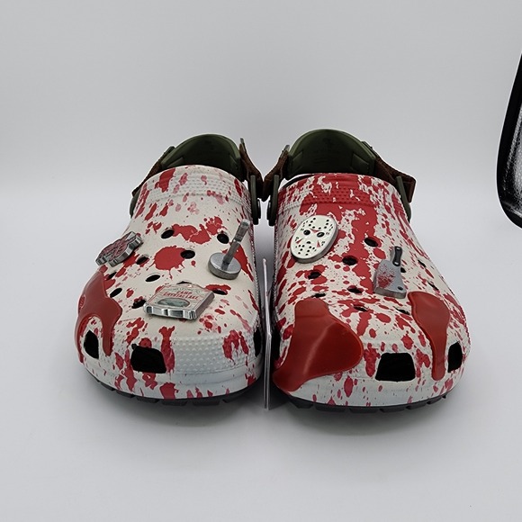 CROCS Friday The 13th Classic Clogs Mens Size 10 Jason Vorhees Movie NEW in Box - Picture 4 of 13